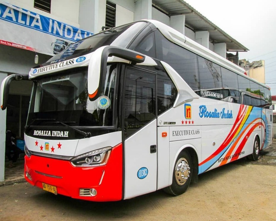 Harga Tiket Bus Surabaya Jakarta