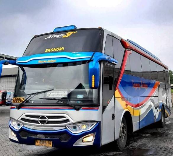 Bus Solo Surabaya